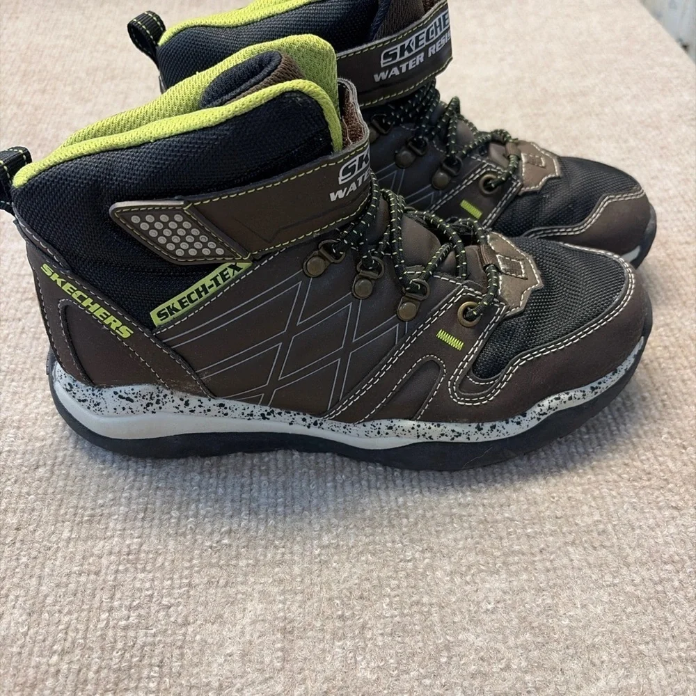 Skechers Skech-Tex Waterproof Hiking Boots Brown / Black / Lime Youth Size 5